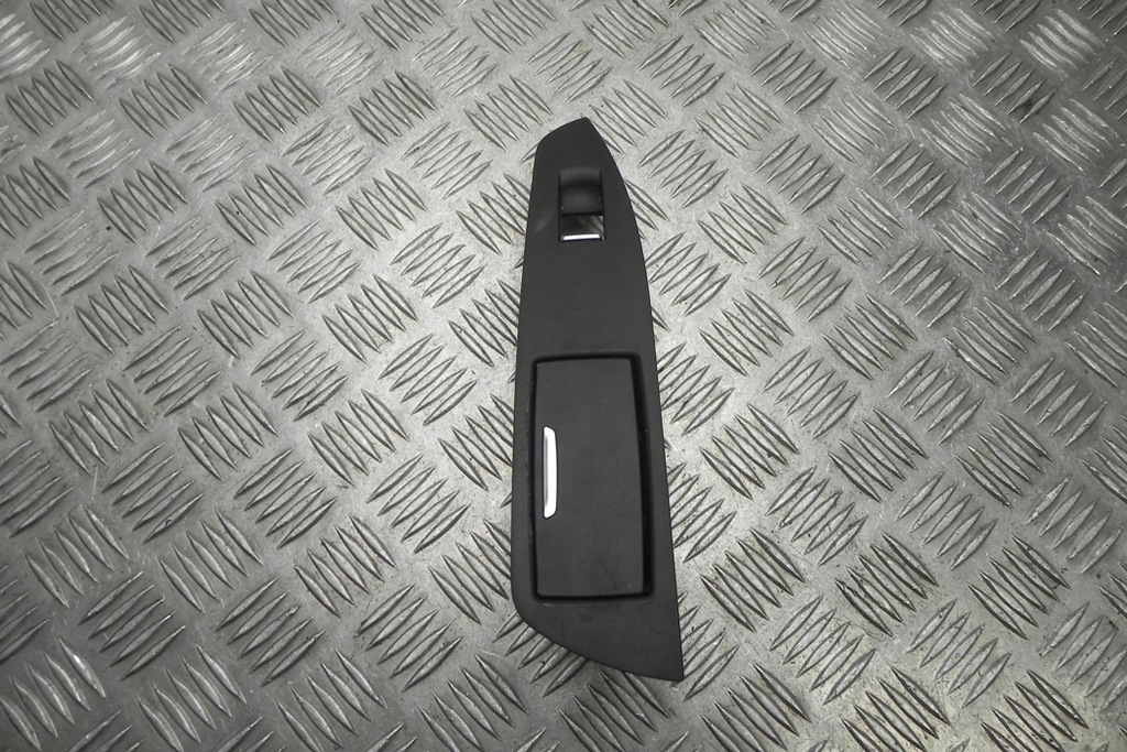 Ashtray BMW 7 (F01, F02) 9116338 2012 Product image