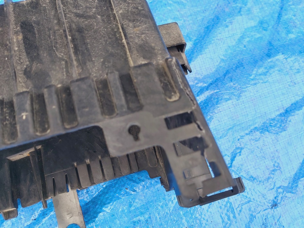 OPEL-PARTS Astra J Zafira C Βάση μπαταρίας Product image