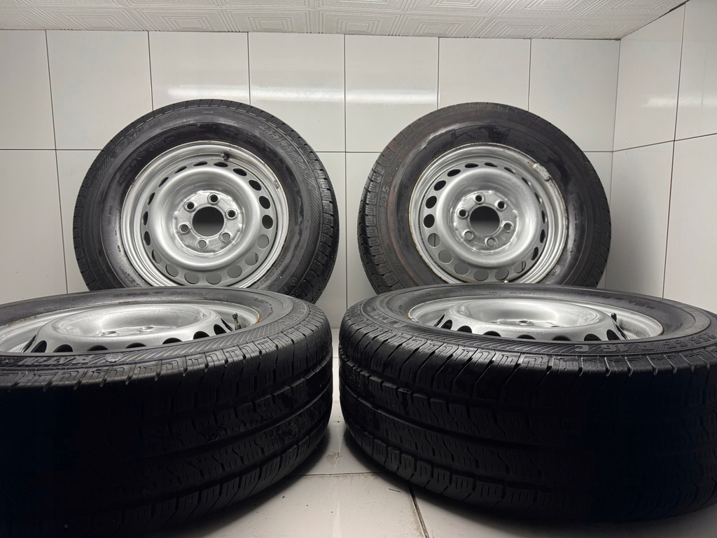 ΣΕΤ ΖΑΝΤΕΣ ΕΛΑΣΤΙΚΑ MERCEDES SPRINTER A9074014800 235/65 R16C 6x130 Product image