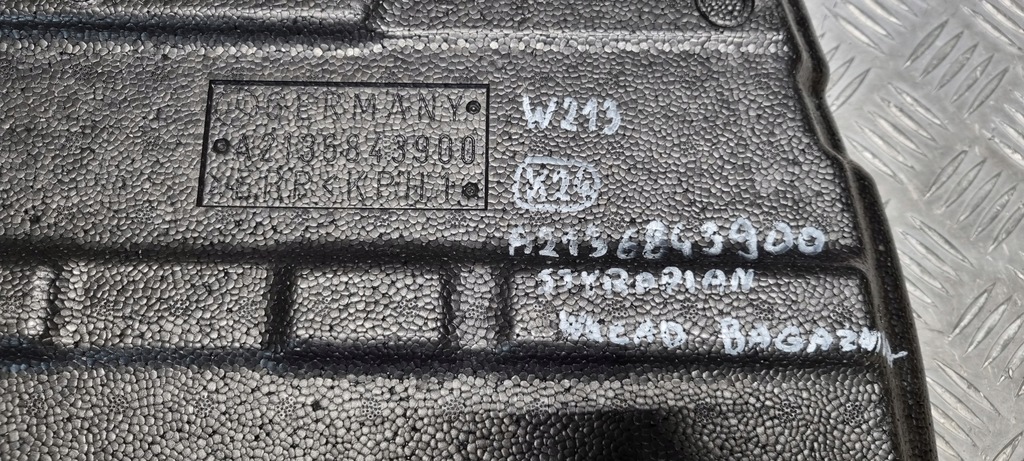 MERCEDES W213 ΠΑΡΑΚΑΘΑΡΙΣΜΟΣ STYROFOAM A2136843900 Product image