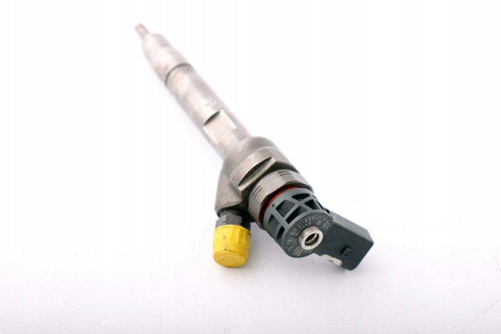 BMW E90 LCI F30 N47N Injection Injector 7810702 Product image