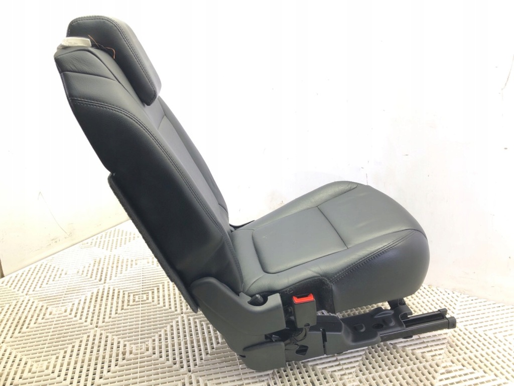 ΠΙΣΩ ΚΑΘΙΣΜΑ PEUGEOT 5008 Minivan 09-17 Product image