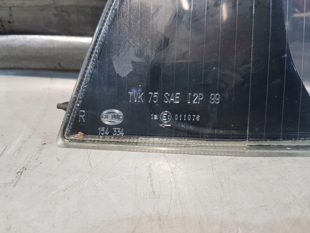 VOLVO V40 LIFT ΣΗΜΑ στροφής ΔΕΞΙΑ ΜΠΡΟΣΤΑ 30621832 Product image
