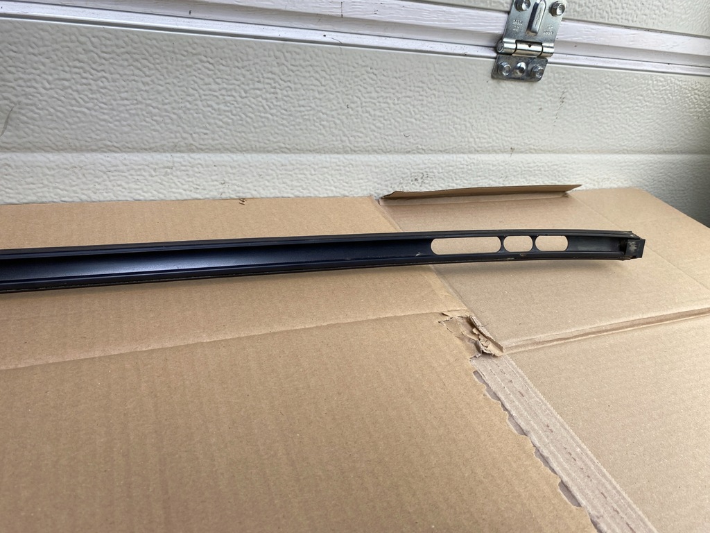 BMW E39 COMBI LOF RIP, ΔΕΞΙΑ, ΜΑΥΡΟ Product image