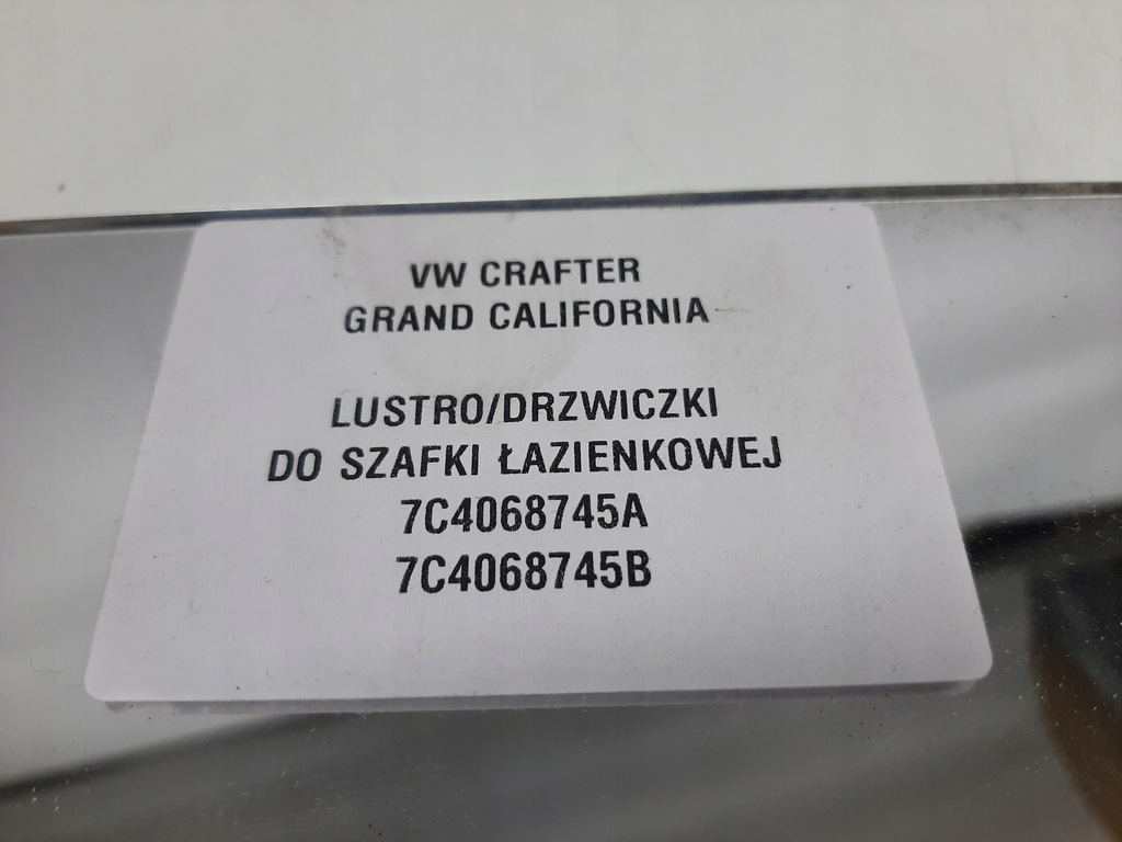 VW CRAFTER GRAND CALIFORNIA ΚΑΘΡΕΦΤΗΣ ΝΤΟΥΛΑΠΑΣ ΠΟΡΤΑ 7C4068745A Product image