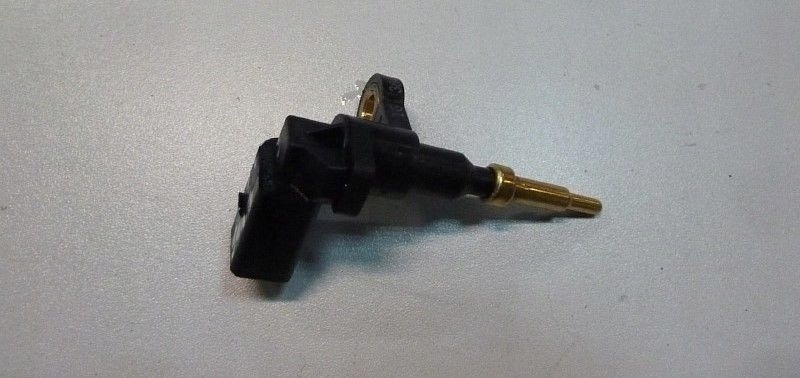 AUDI A3 8V 1.4 TFSI ΑΙΣΘΗΤΗΡΑΣ ΘΕΡΜΟΚΡΑΣΙΑΣ 04E919501G Product image