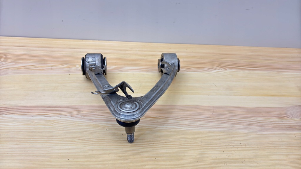 MASERATI GRANTURISMO QUATTROPORTE ΑΝΩ ΔΕΞΙΟΣ ΧΕΙΡΙΣΜΟΣ 3206582RH KA24/033 Product image