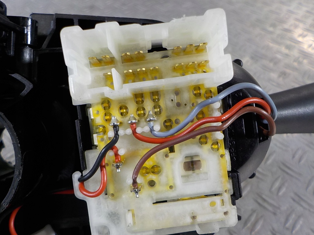 Renault Captur I 13- ΔΙΑΚΟΠΤΗΣ ΣΥΝΔΥΑΣΜΟΥ Product image