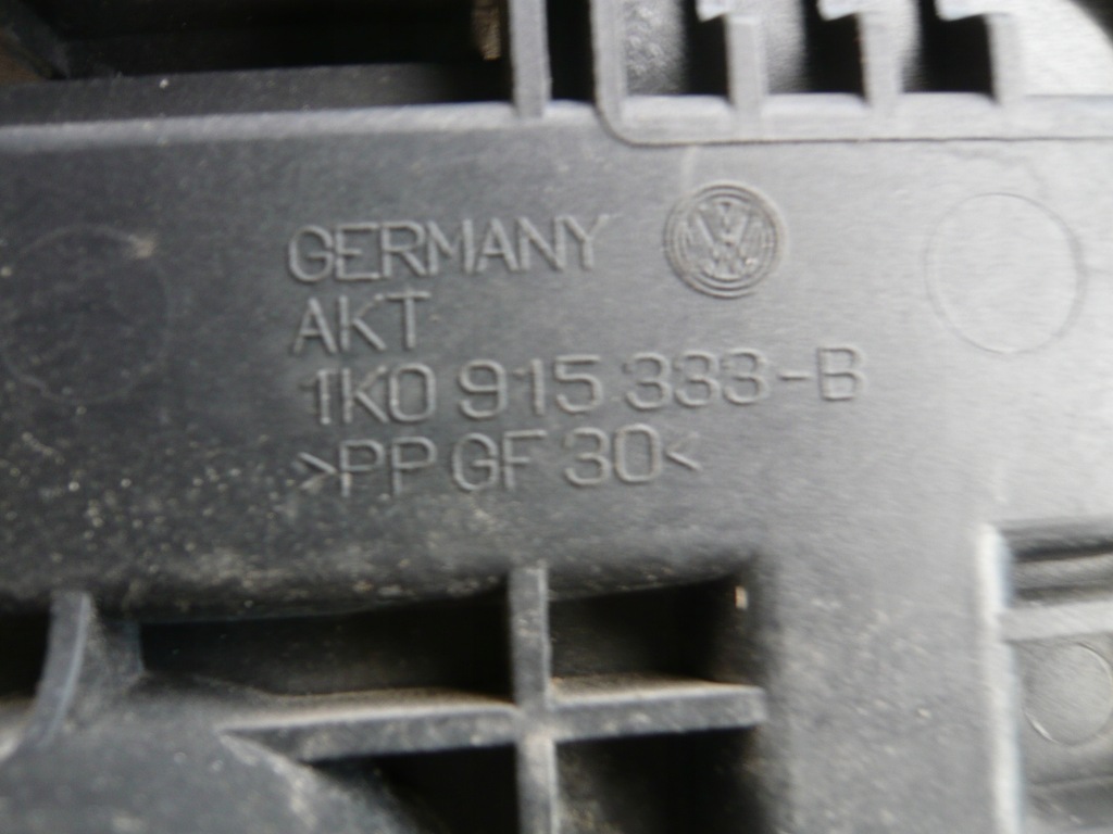 Βάση μπαταρίας 1K0915333B VW Audi Seat Skoda Product image