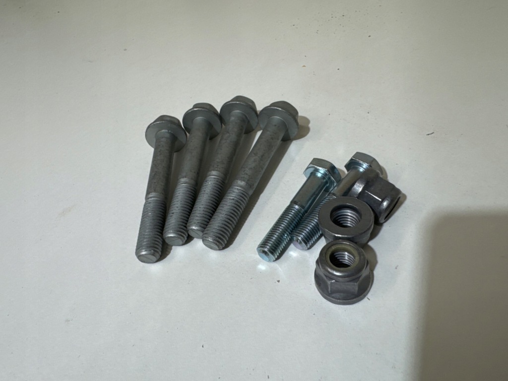 febi bilstein 26339 Σετ βιδών βραχίονα ελέγχου, Pack of One Product image