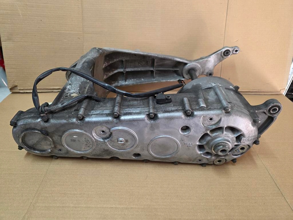 Suzuki Burgman Μια μετάφραση 650 02-12 Drive Swingarm Product image
