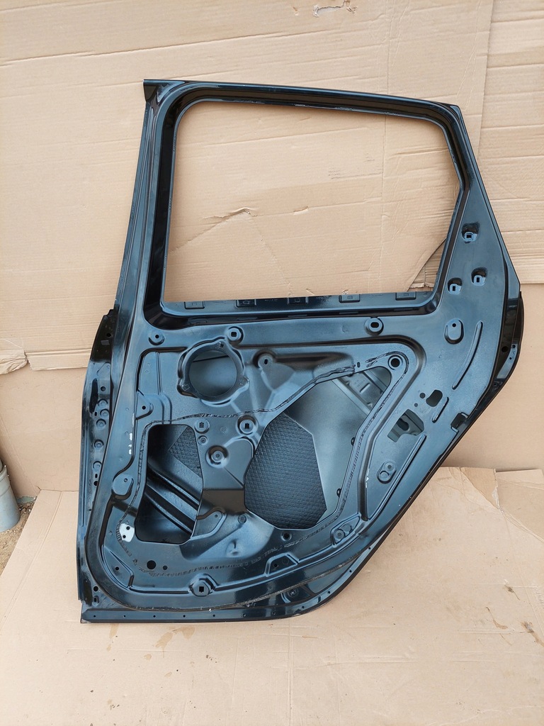 BMW II F45.ΔΕΞΙΑ ΠΙΣΩ ΠΟΡΤΑ D415 Product image