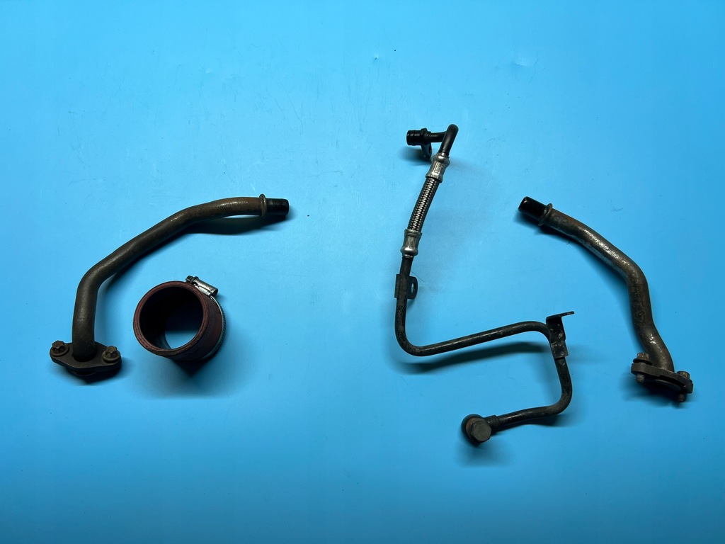 ΣΩΛΗΝΑ ΛΑΔΙΟΥ BITURBO ΣΤΡΟΒΙΒΟΛΙΣΤΗΡΑΣ MERCEDES 4.0 D ΔΕΞΙΑ Product image