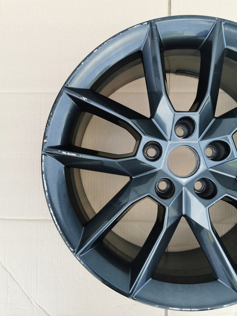 RIM SKODA OCTAVIA III 5E0 RS 18'' 7.5JX18 ET-51 5X112 5E0601025 Product image