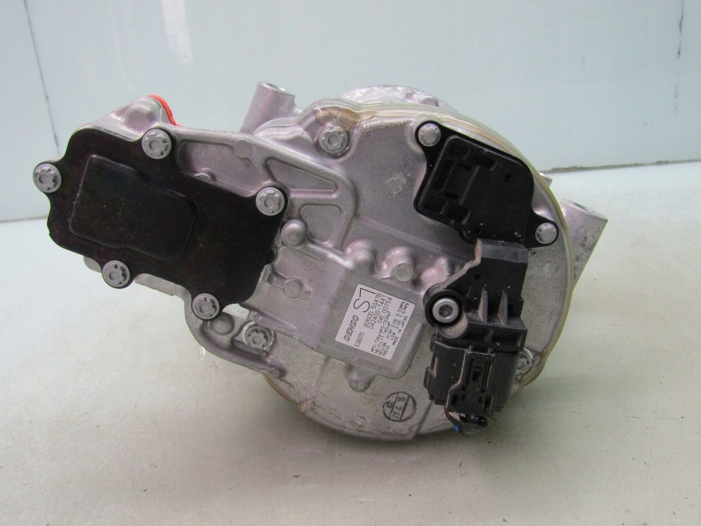 LEAF II ZE1 21R AIR CONDITIONING COMPRESSOR 926005SA1B 92600 5SA1B Product image