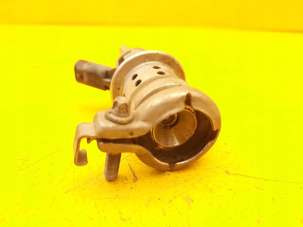 Mercedes-Benz Sprinter W907 ADBLUE INJECTOR A0004900200 Product image