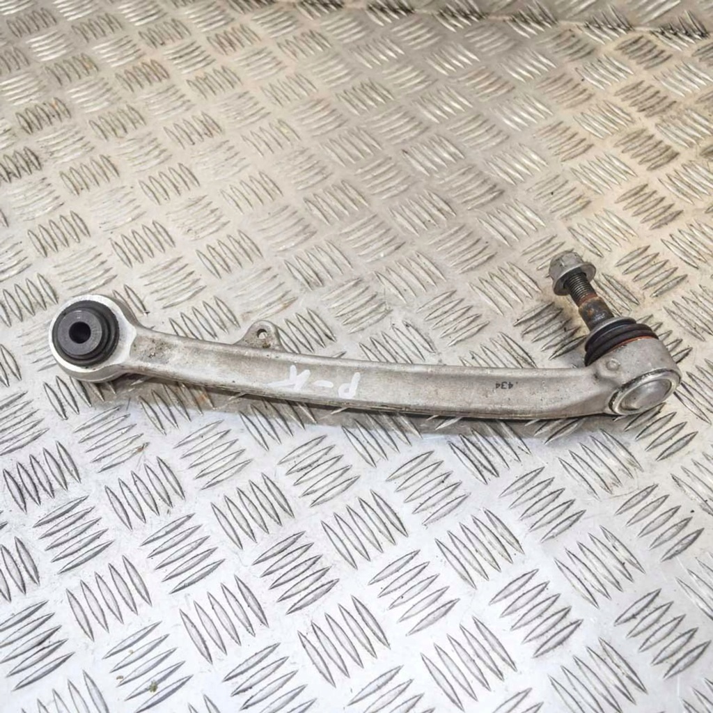 BMW 1 F20 F21 2019 Αφήνει την εφαρμογή Product image