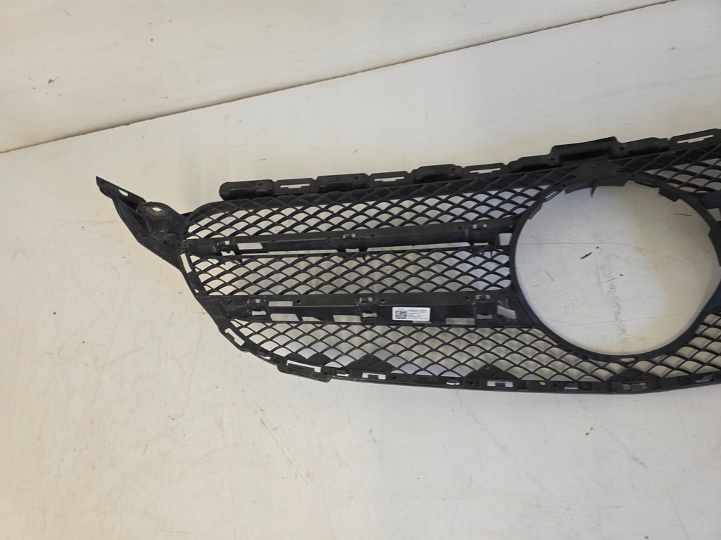 Grill Dummy Bumper Mercedes C Class W205 A2058801704 Product image