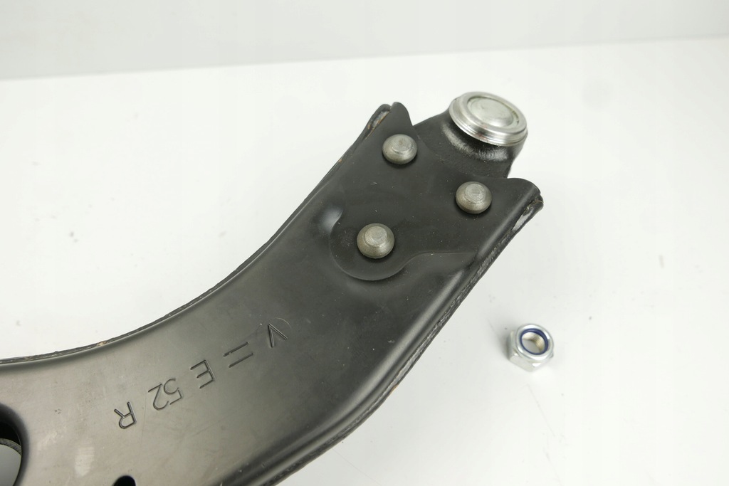 Δεξιά Swingarm Front Volvo C30 C70 S40 V50 15mm 30714127 31277465 Optimal Product image