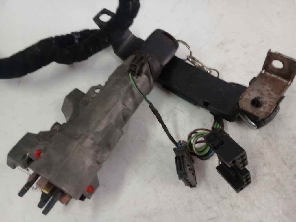 Διακόπτης ανάφλεξης Audi 4B0905851C Europe Product image