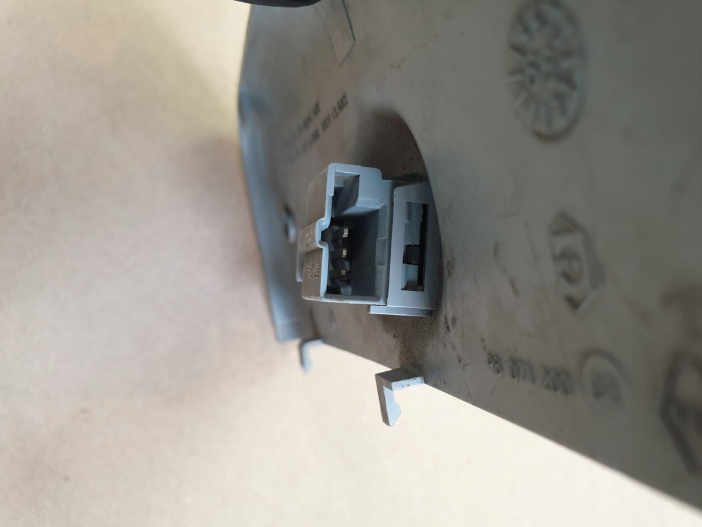 ΑΙΣΘΗΤΗΡΑΣ ΚΕΝΤΡΙΚΟΥ ΚΛΕΙΔΩΜΑΤΟΣ RENAULT SCENIC I 7700433190 7700438040 ΟΕ ΕΥΡΩΠΗΣ Product image