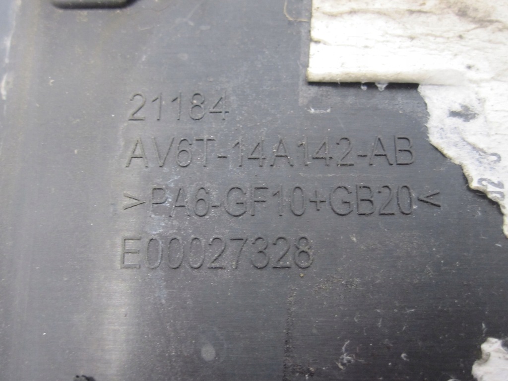 Ford Focus MK3 III 12R Κουτί Ασφαλείας AV6T-14A142-AB AV6T-14A067-AC Product image
