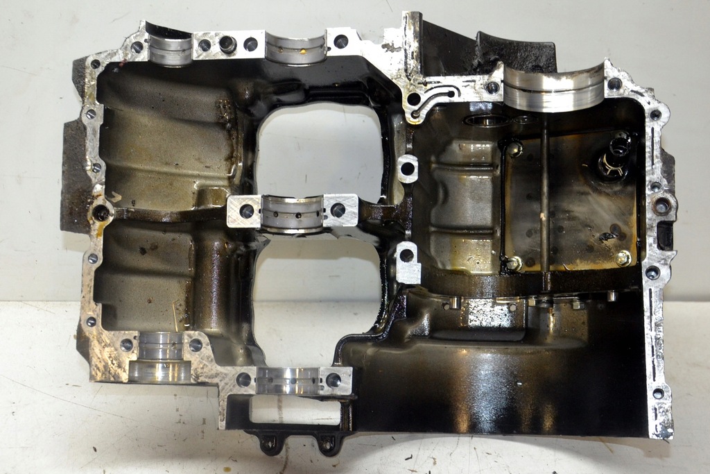 Άνω στροφαλοθάλαμος κινητήρα Kawasaki KLE 650 Versys 06-14 Product image