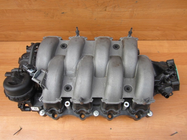 MUSTANG 5.0 GT MANIFOLD VACUUM VALVE JL3E-9J559-AA JR3E-9S455-CC Product image
