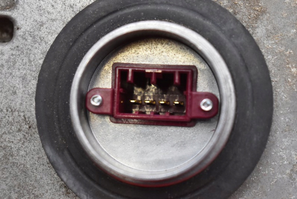 ΜΕΤΑΤΡΟΠΟΣ XENON ΔΕΞΙΑ W3T20971 MITSUBISHI ASX 1 I 10-12 Product image