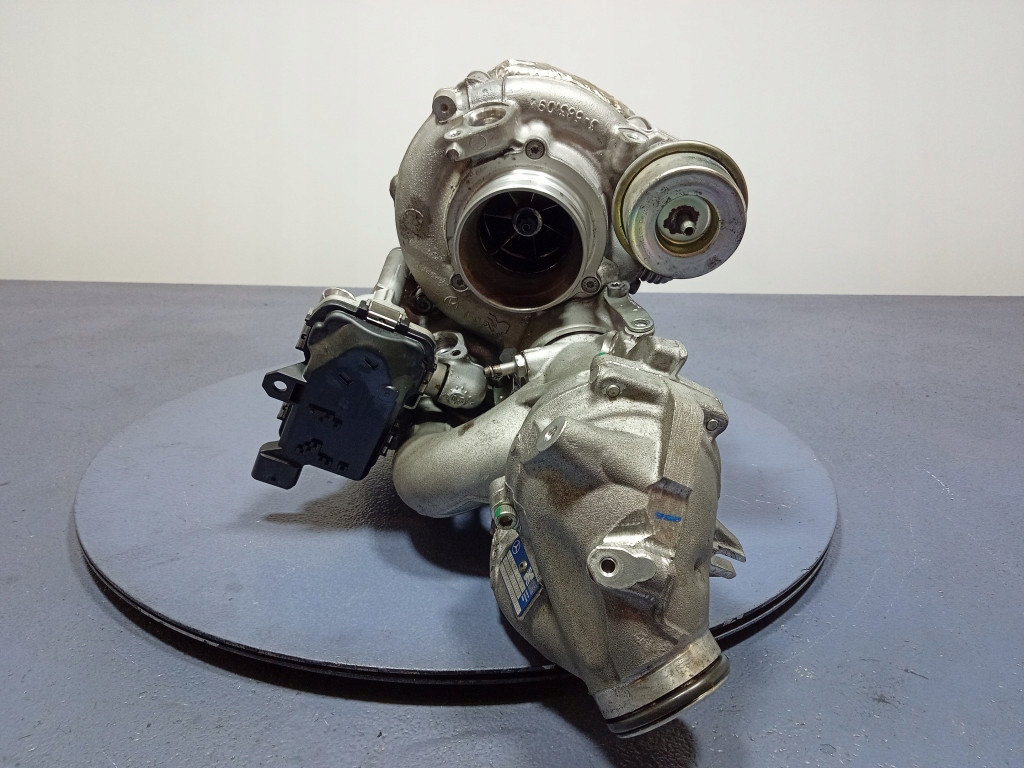 Mercedes GLS x167 400d 2,9 330 χλμ. Turbocharger A6560902900 Product image