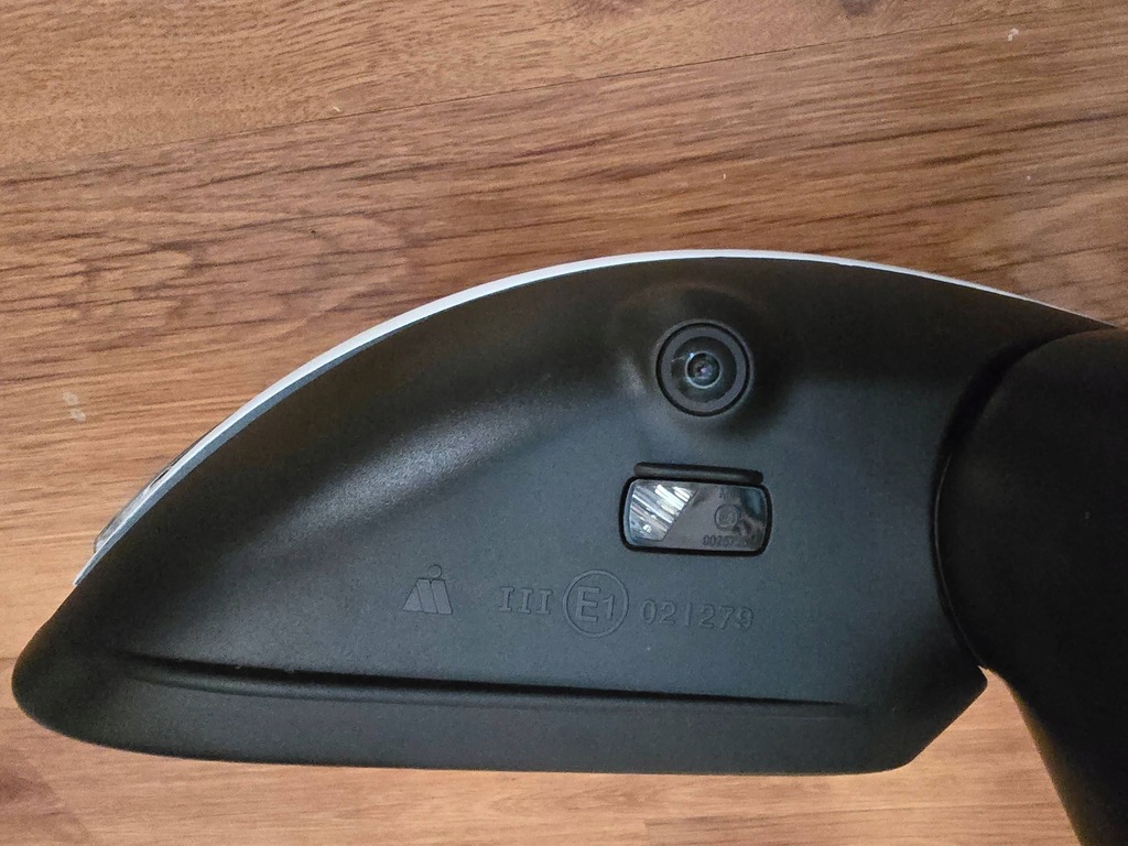 W205 Βοηθός κάμερας Coupe 8+8 Product image