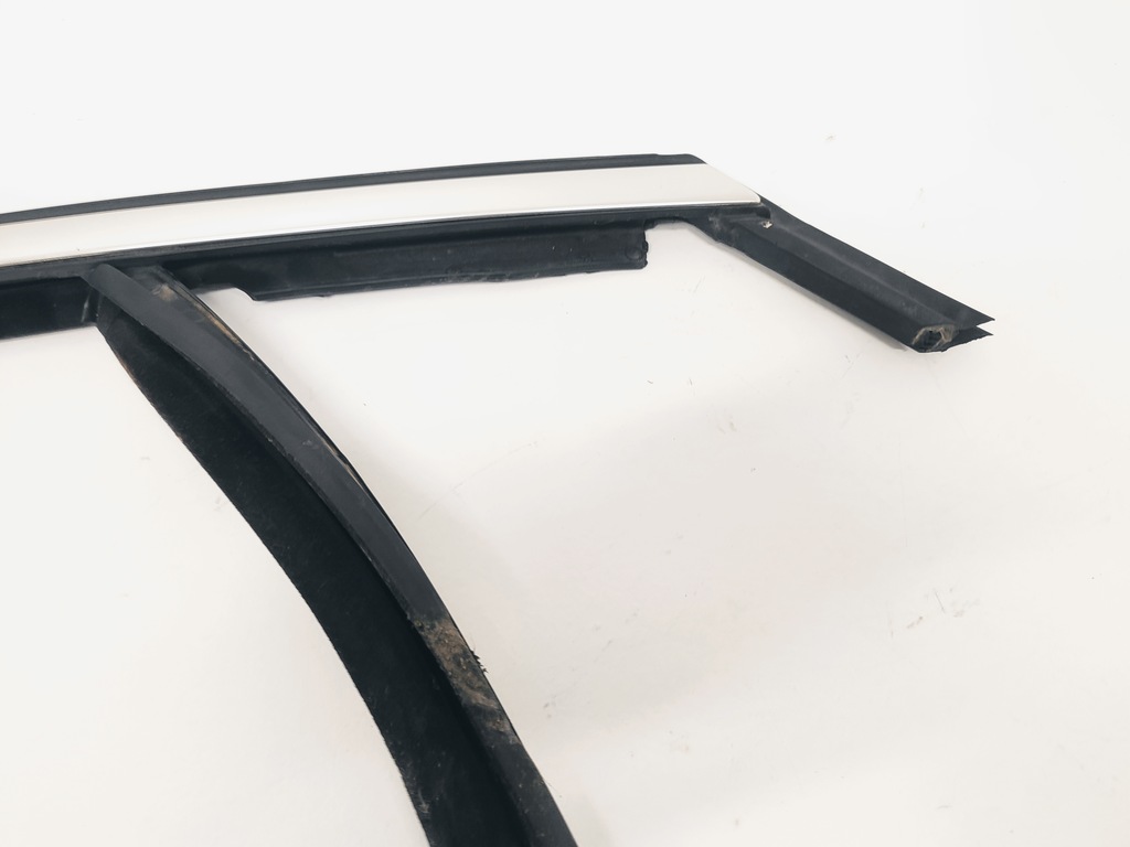 FORD MONDEO MK4 Φλάντζα ΠΟΡΤΑΣ, ΜΠΡΟΣ ΔΕΞΙΑ Product image