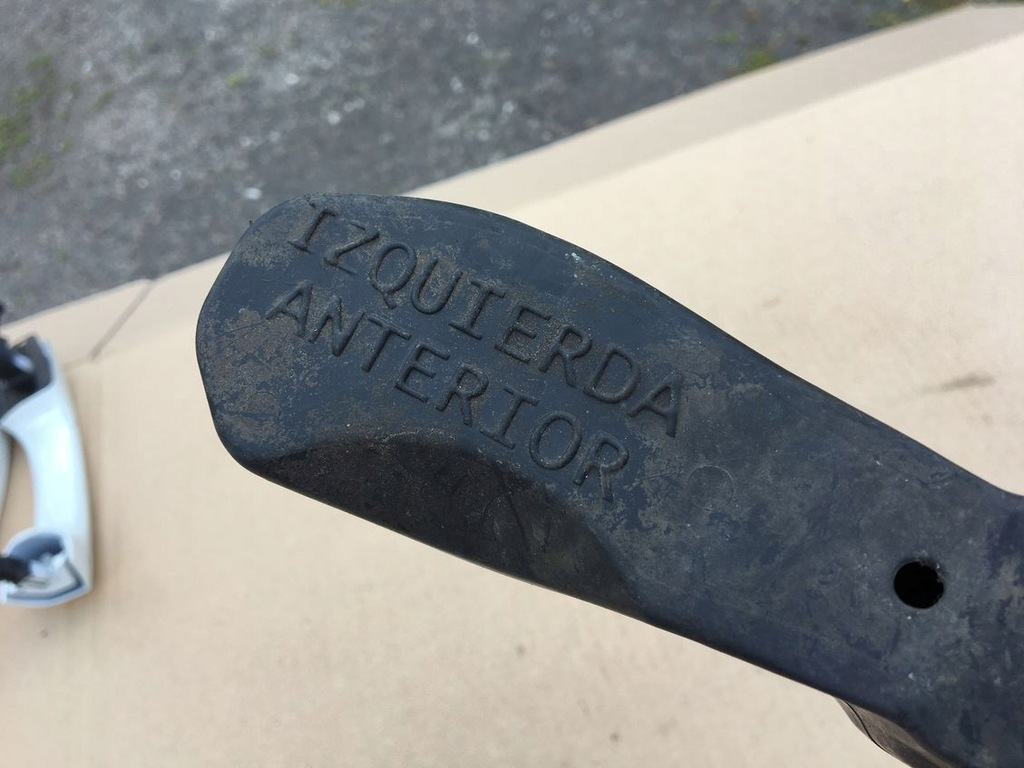 ΠΟΛΙΤΙΣΜΟΣ ΠΟΛΙΤΗΣ ΑΦΑΙΡΙΑ 6J0837249B Ibiza IV 6J Product image