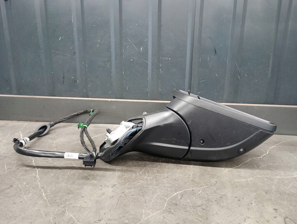 5LB857538A Mirror Δεξιά Skoda Enyaq 12+6pin Καλώδια Product image