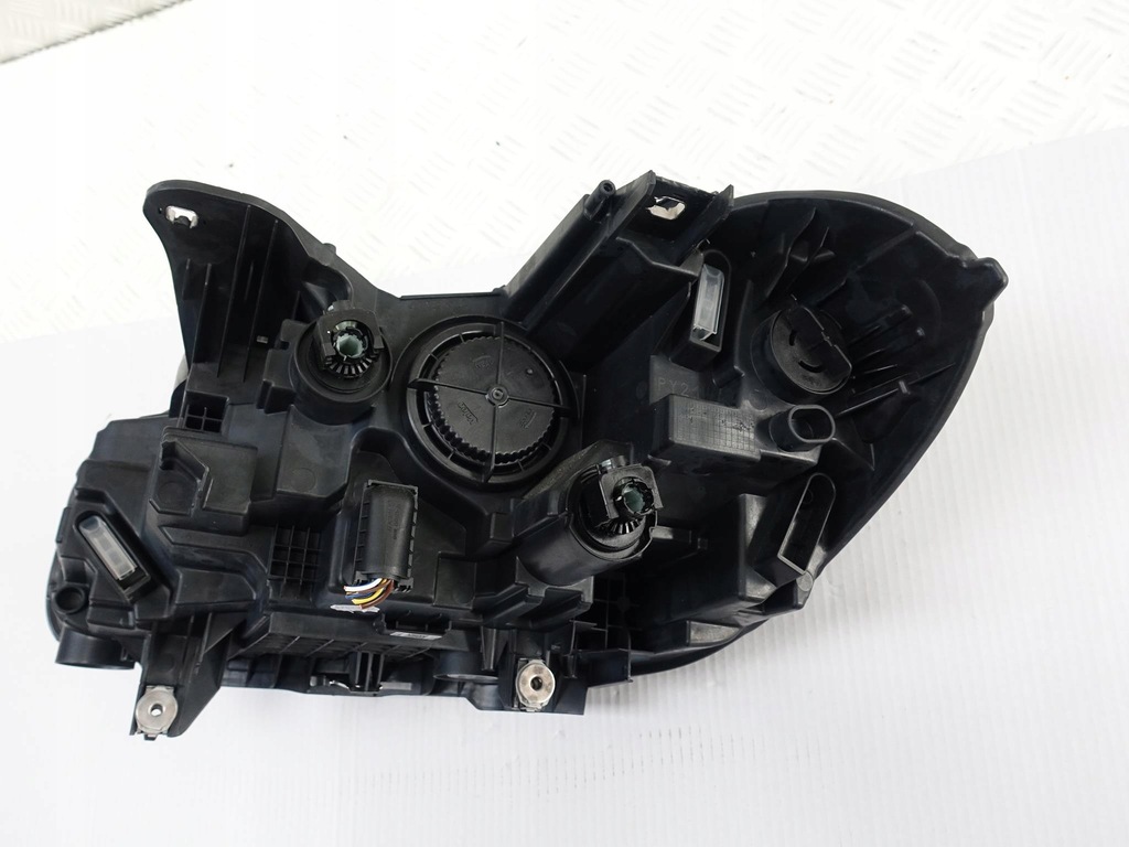 BMW 1 F40 ΚΑΝΟΝΙΚΗ ΛΑΜΠΑ LED H7 L Ή R EUROPE Product image