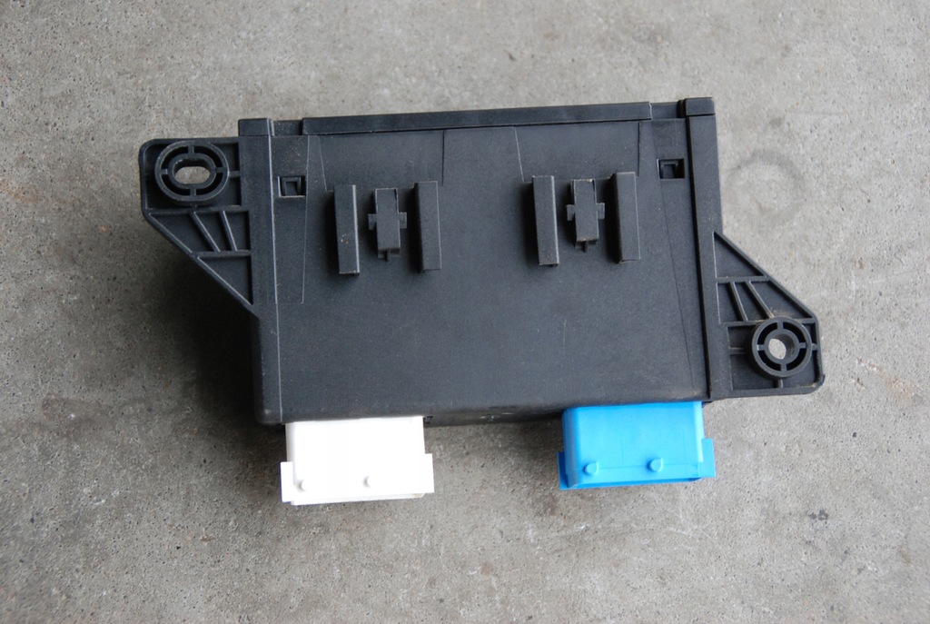 C4 PICASSO II BSG CONTROLLER MODULE 9800162780 Product image
