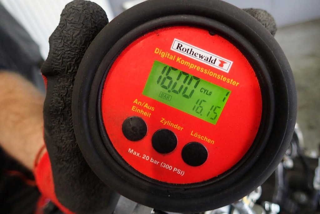 Βίντεο εγγύησης Kawasaki Z900 17-18 Engine 5976km Product image