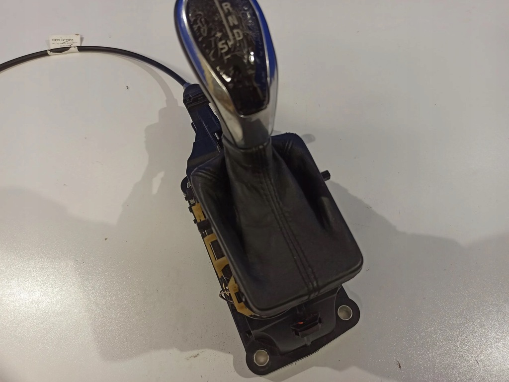 Volvo S60 2015 Jacks and shifters Product image