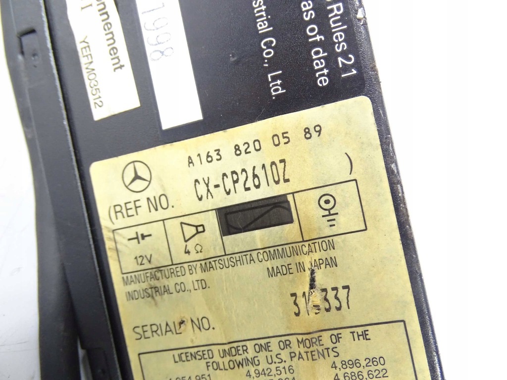 Mercedes ML W163 CD CHANGER A1638200589 Product image