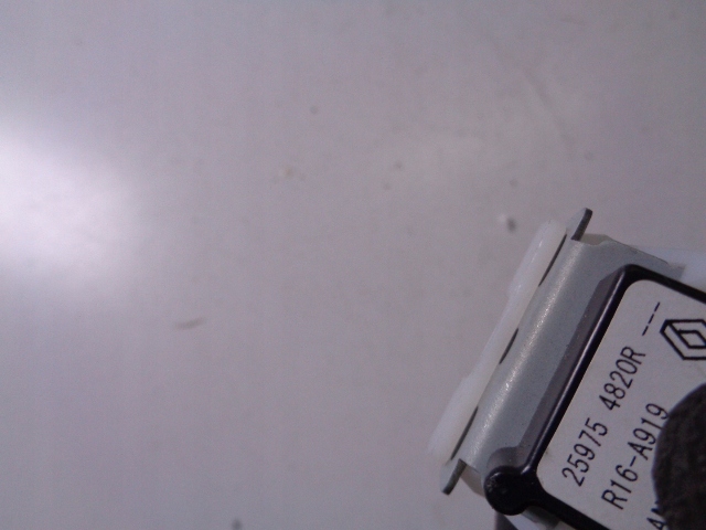 GPS ANTENNA DACIA SANDERO II 2020- Product image