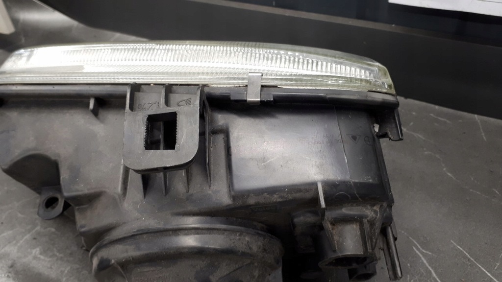 7700831463 δεξιός μπροστινός προβολέας renault megane scenic Product image