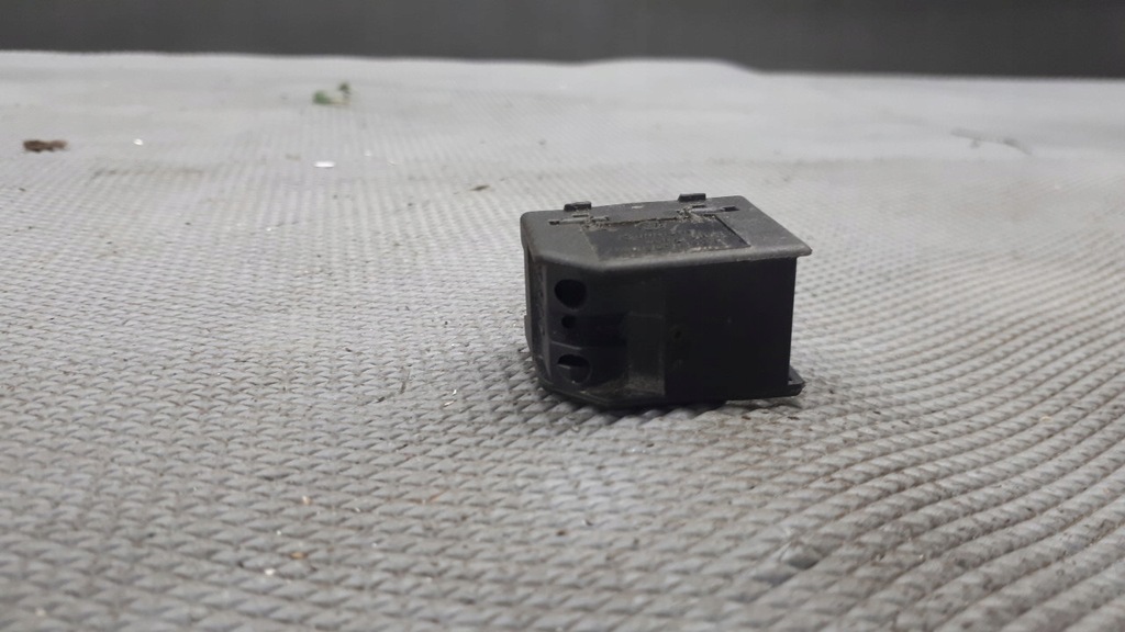 3b0959855b διακόπτης παραθύρου VW Golf IV Product image