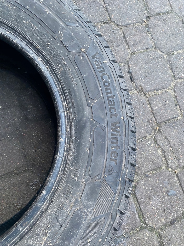 1 τμχ CONTINENTAL VanContact Winter 205/70/15 C 106/104R 2021 9 χιλιοστά Product image