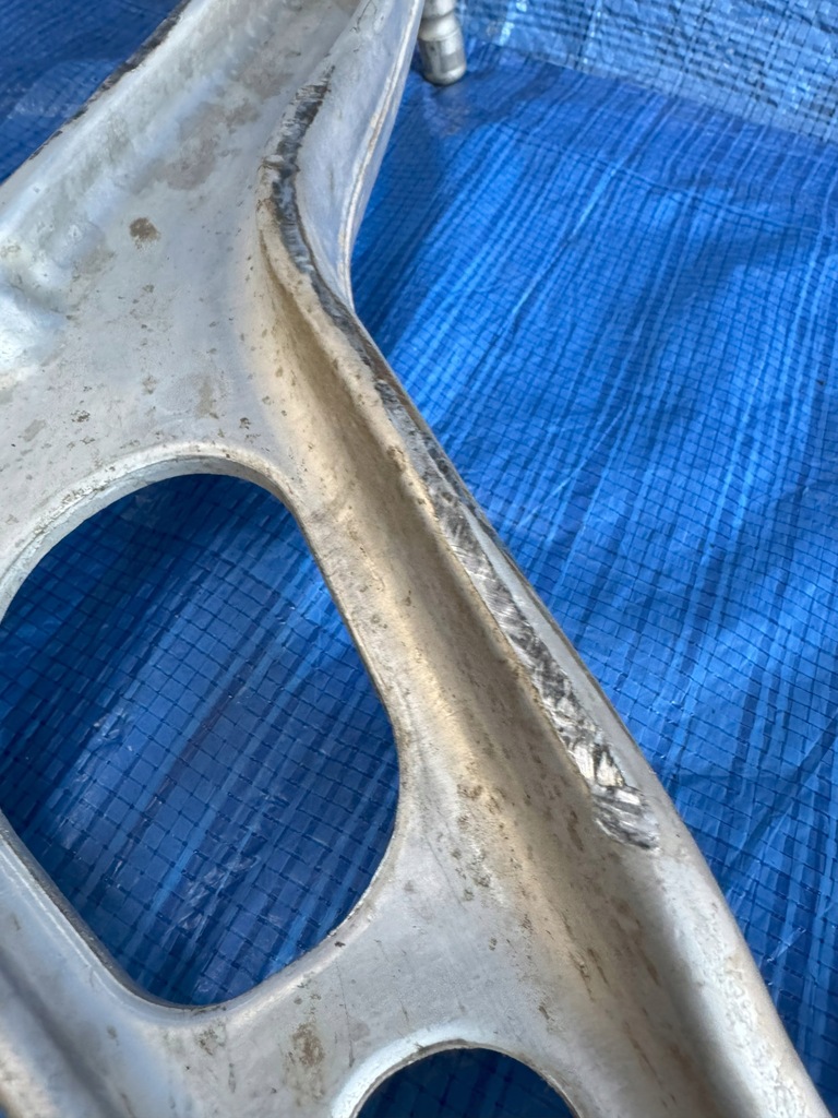Αριστερά Swingarm Renault Austral 1.2 E-Tech Product image
