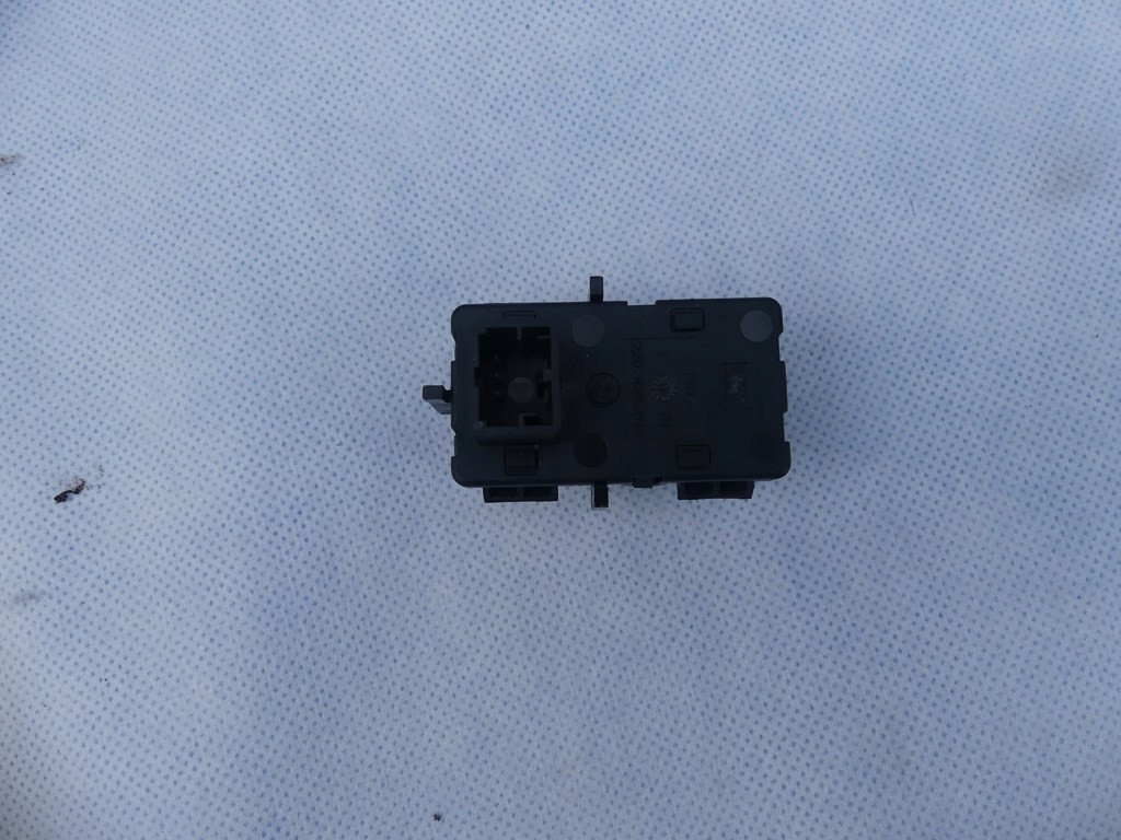 DW AUDI A6 C7 LIFT KESSY MODULE 4H0909131 Product image