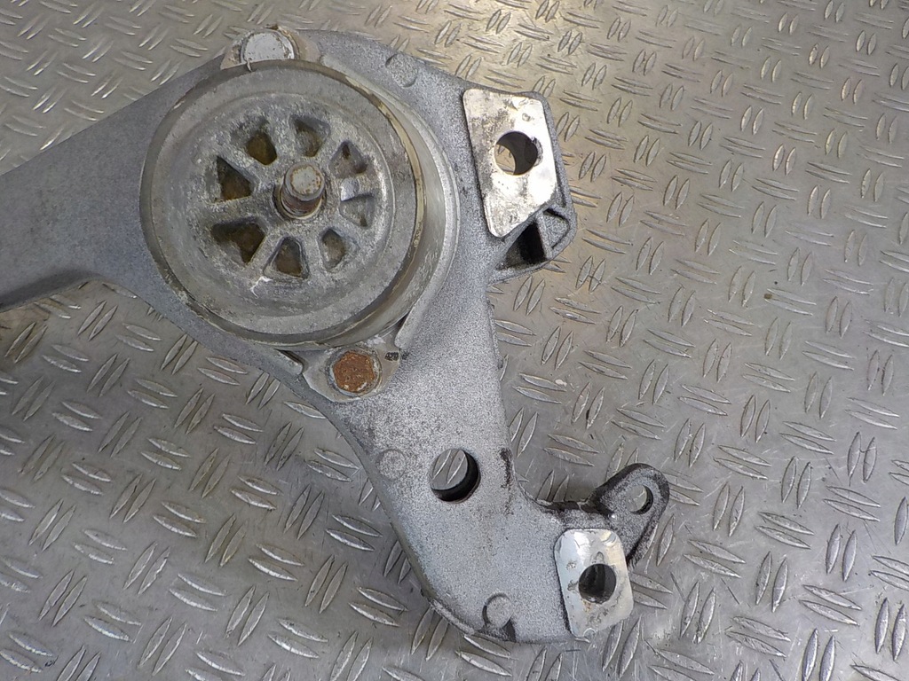 PORSCHE CAYENNE II 10-14 Στήριγμα ΚΙΝΗΤΗΡΑ 7P0199207 Product image