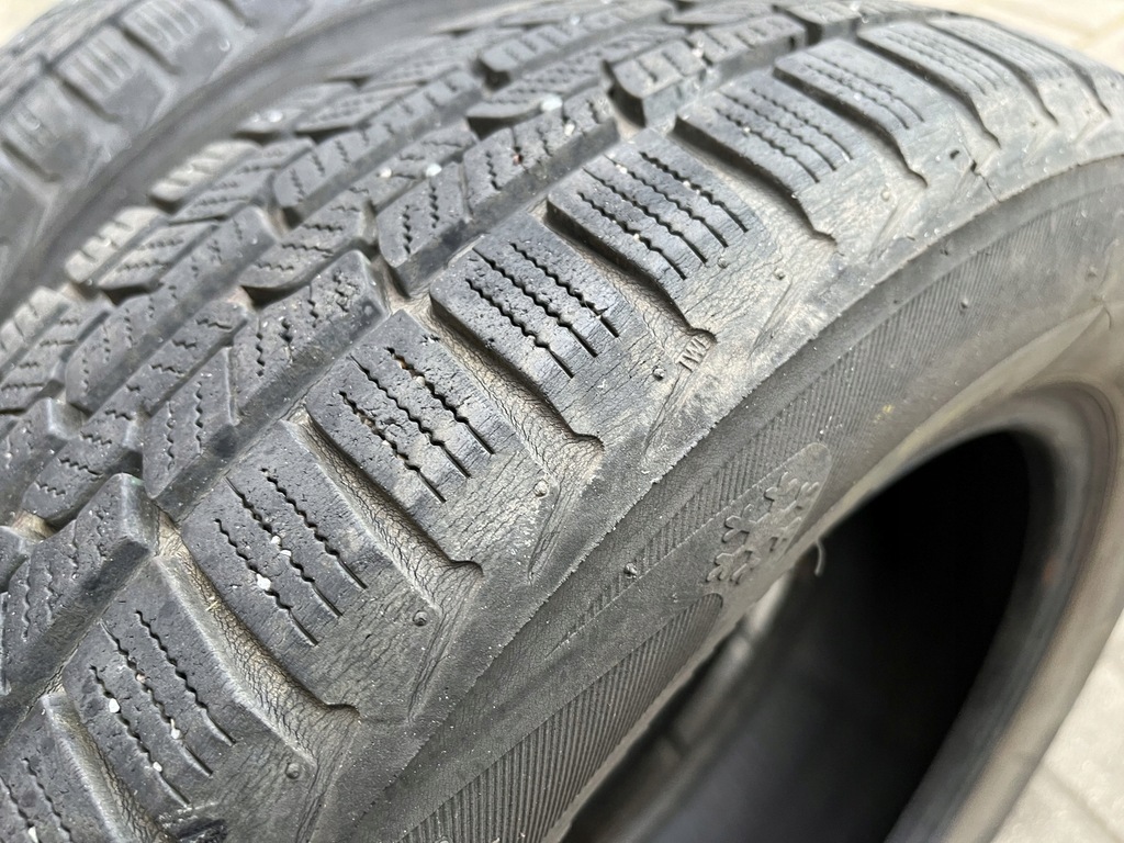 175/65/15 175/65R15 84T Firestone Winterhawk 2 5,7mm 2009 σε τεμάχια Product image