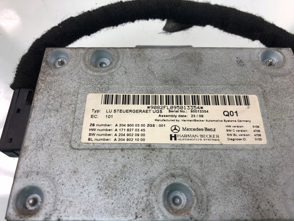 MERCEDES W221 NAVIGATION MODULE A2049000300 Product image