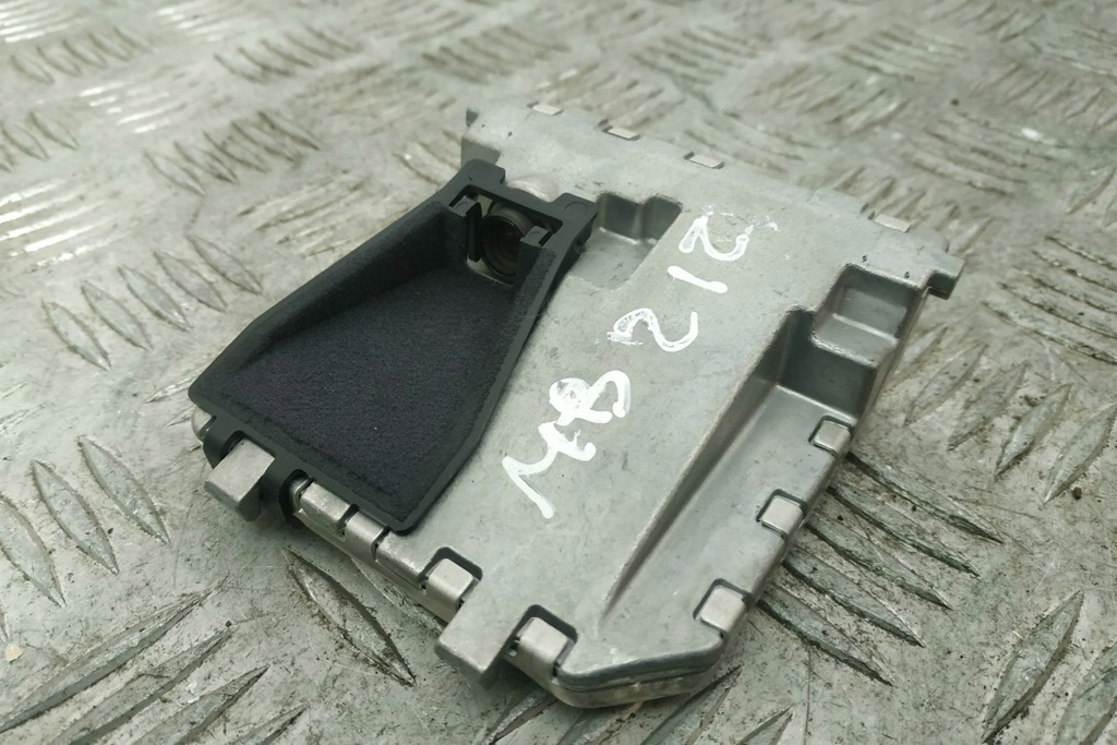 Mercedes-Benz E Front Camera (W212) A0009050501 2.1L Diesel 150kW 2010 Product image