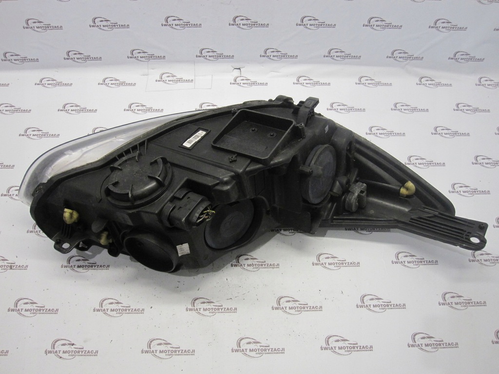 Ford Focus MK3 III 12R Αριστερά μπροστινή λάμπα BM51-13W030-SB Αγγλικά Product image
